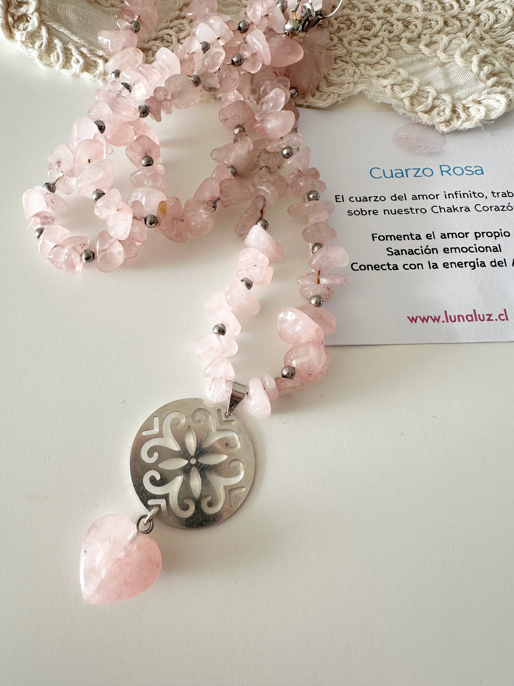 Collar Largo de Cuarzo Rosa “Energía del Corazón”