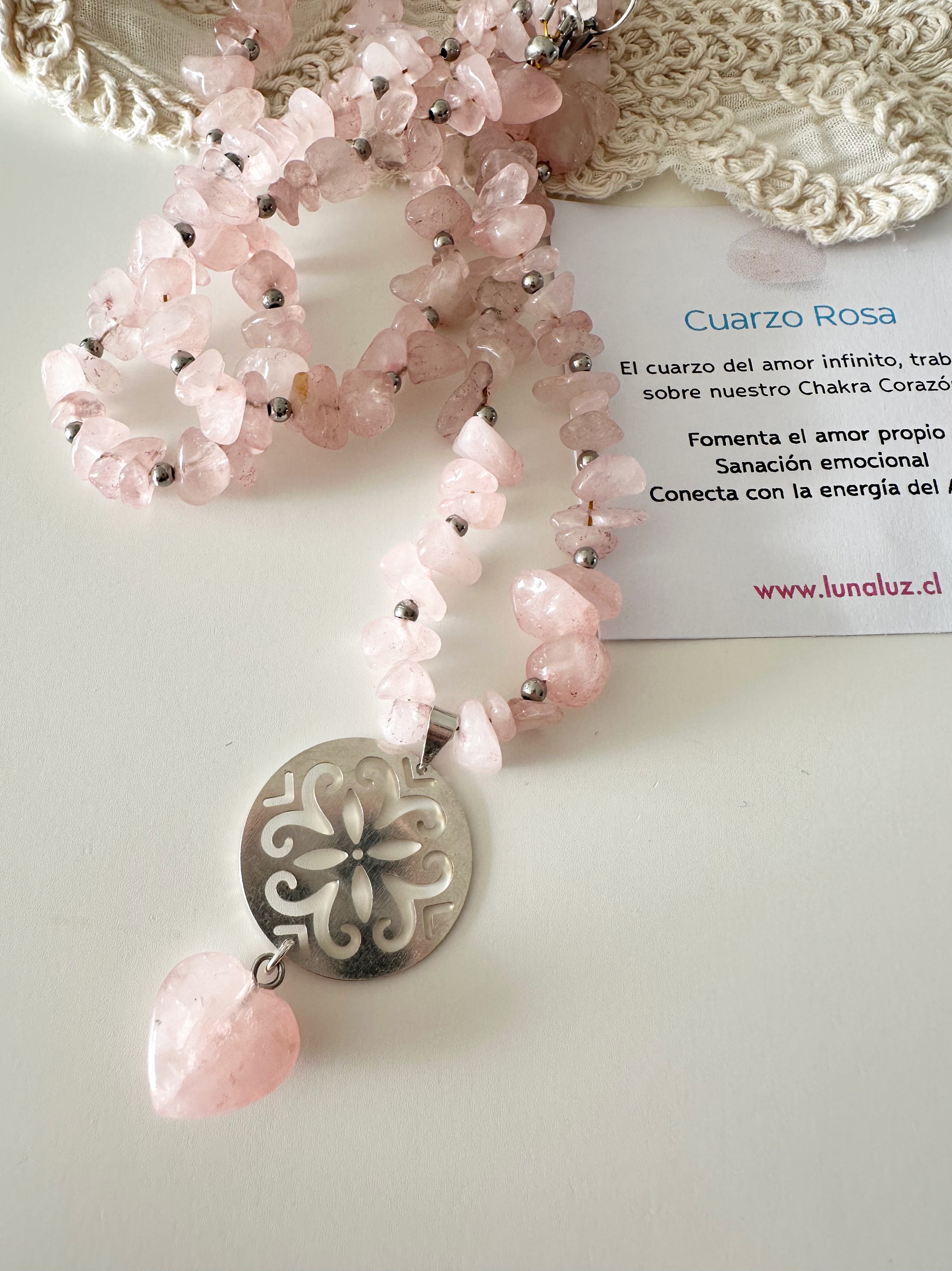 Collar Largo de Cuarzo Rosa “Energía del Corazón”
