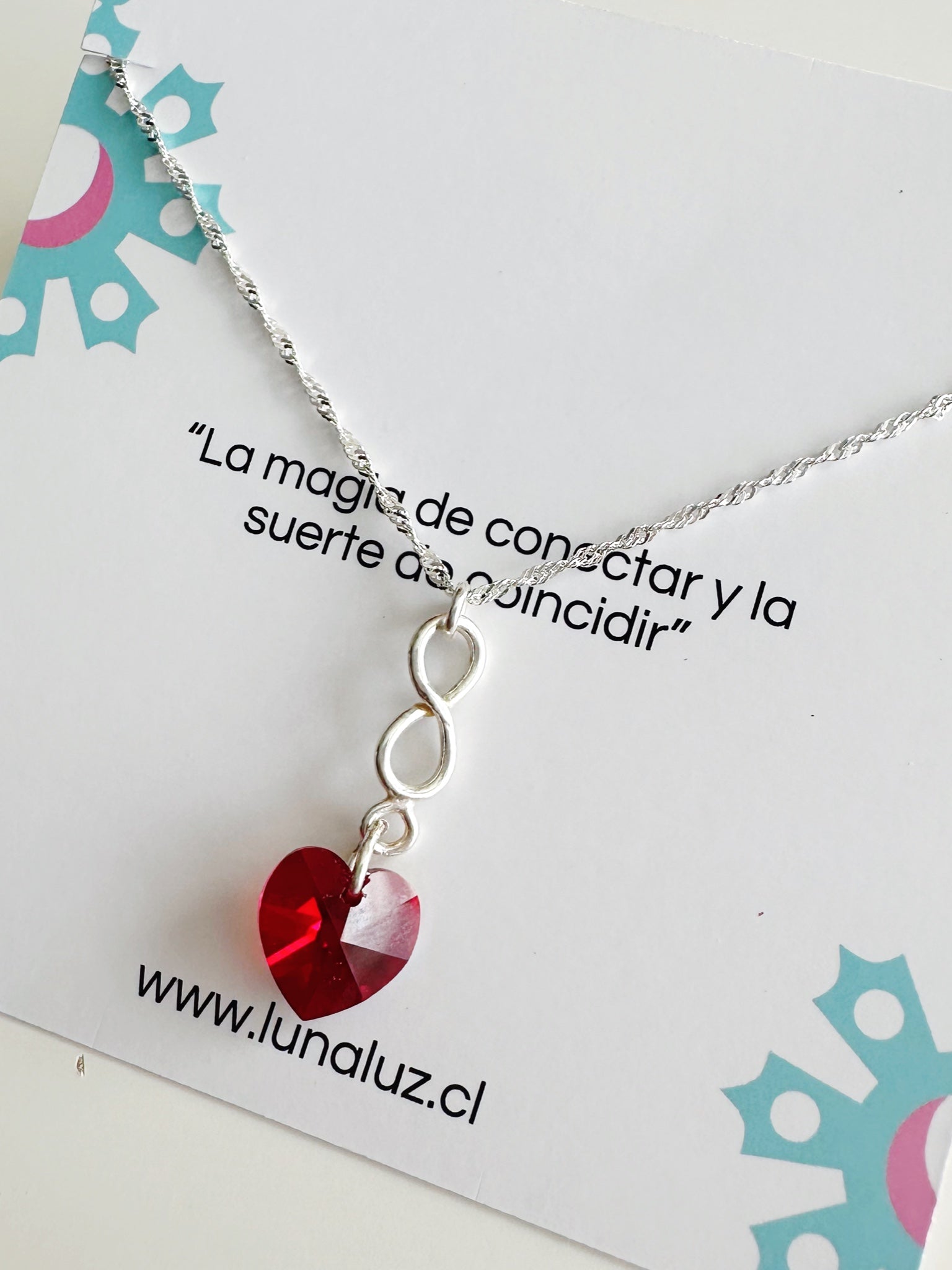 Collar “Amor Infinito” de Plata 925. Incluye mensaje especial y packing para regalo