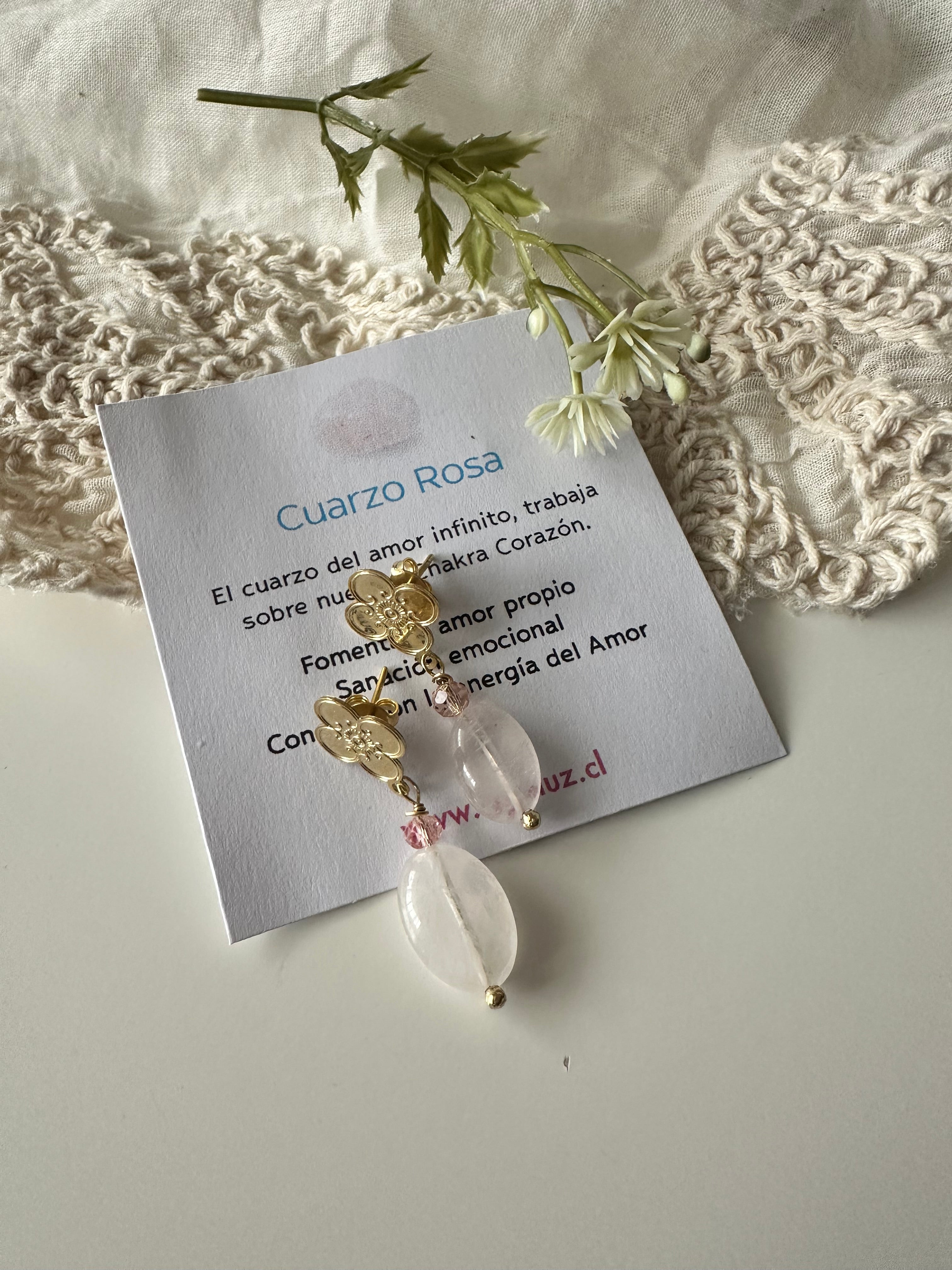 Aros con piedra Cuarzo Rosa "Flor del Amor"