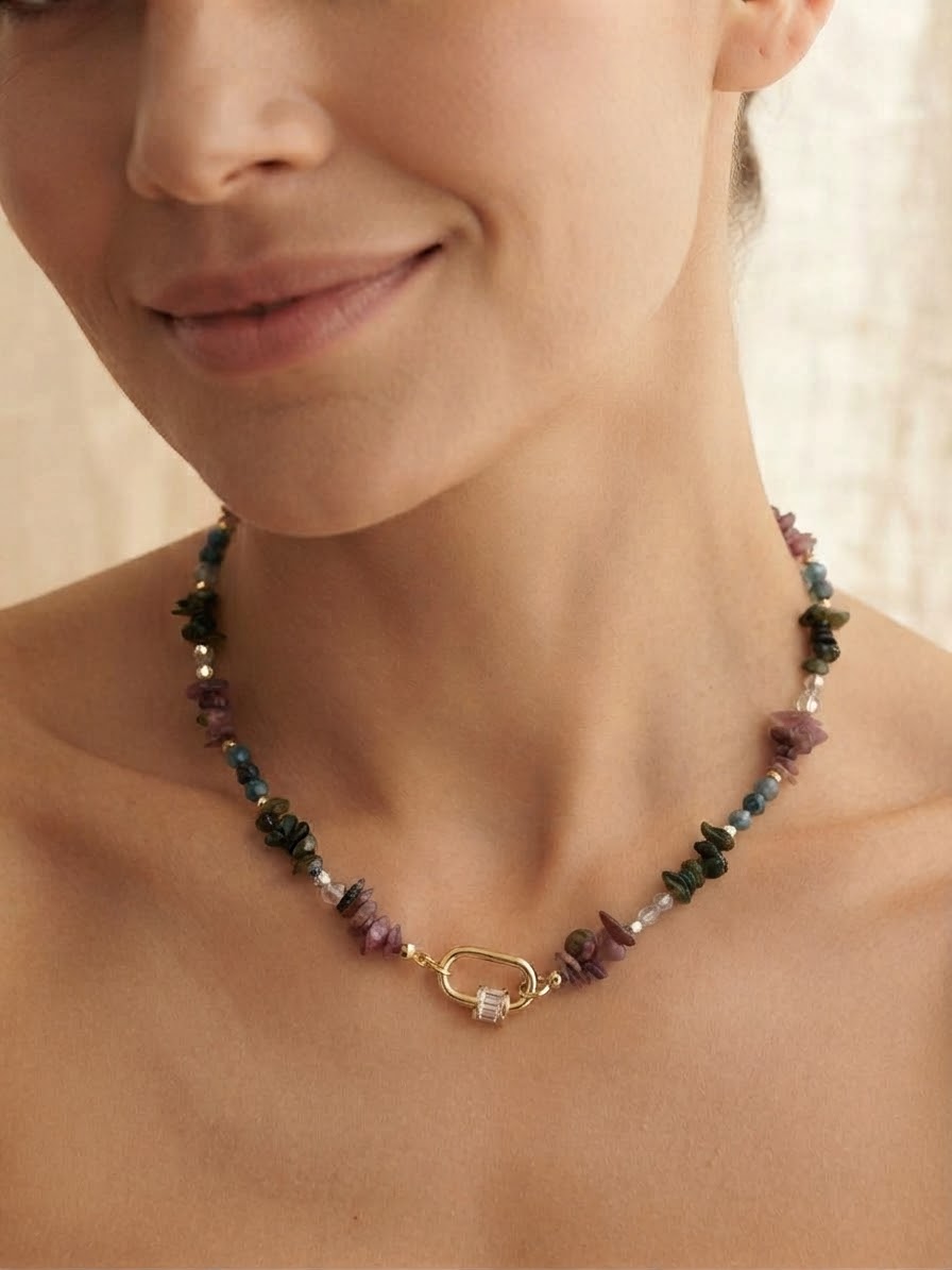 Collar “Mi esencia” turmalinas multicolor. Enchape de Oro 18k