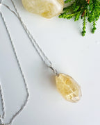 Collar de Plata 925 colgante Cuarzo Citrino. Incluye significado de la piedra y Packing para regalo