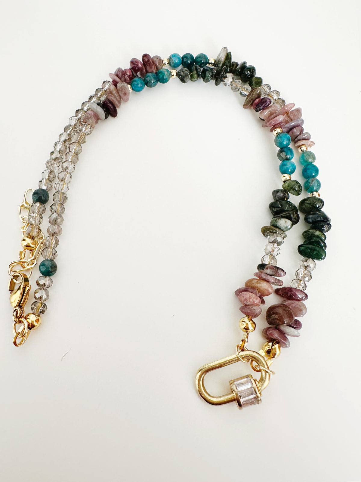 Collar “Mi esencia” turmalinas multicolor. Enchape de Oro 18k