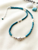 Collar set “Océano” en piedras naturales. Puedes llevar el set completo en precio especial o solo el que prefieras. Enchape de Plata 950