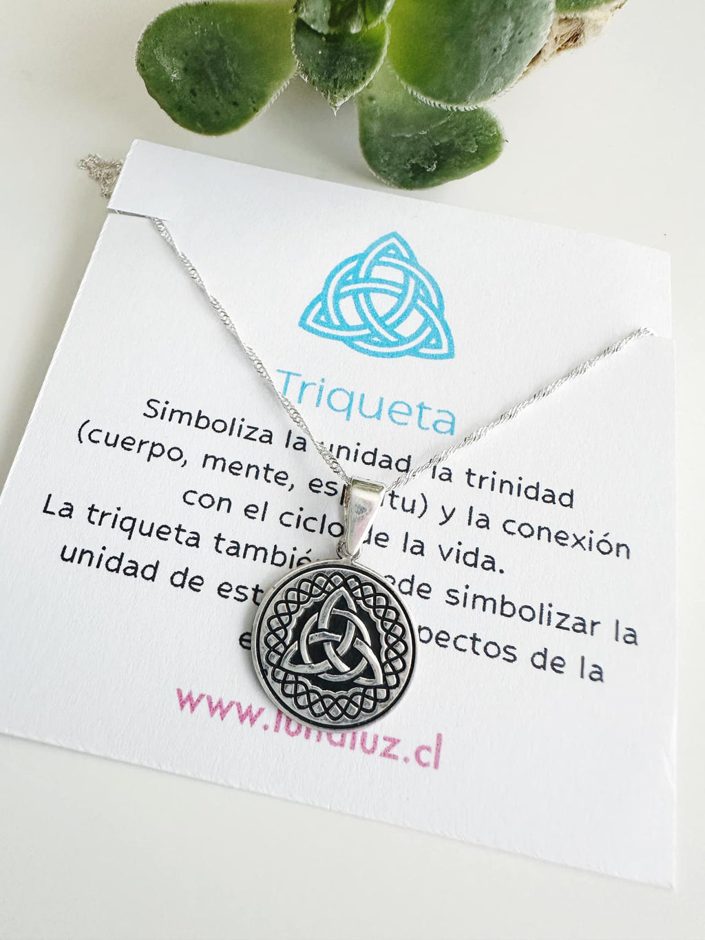 Collar de Plata 925 Amuleto Triqueta. Incluye significado de la piedra y packing para regalo