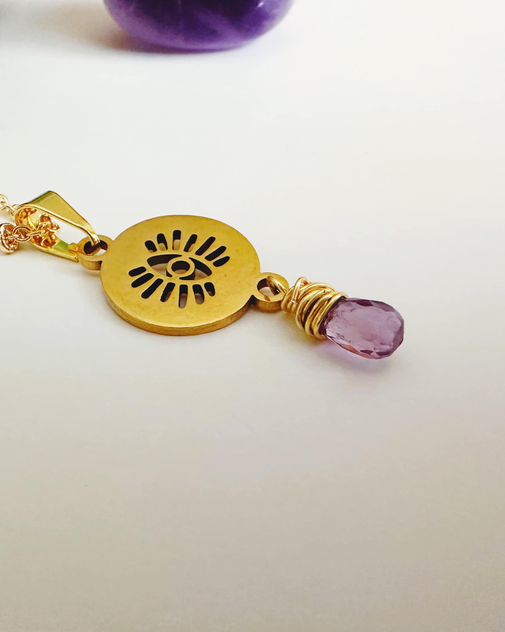 Collar Ojo de protección Amatista. Incluye significado y packing para regalo