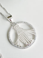 Collar virgen de los rayos Incluye mensaje especial y packing para regalo