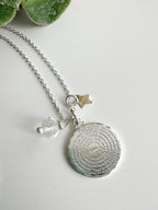 Collar “Padre Nuestro”. Incluye mensaje especial y packing para regalo