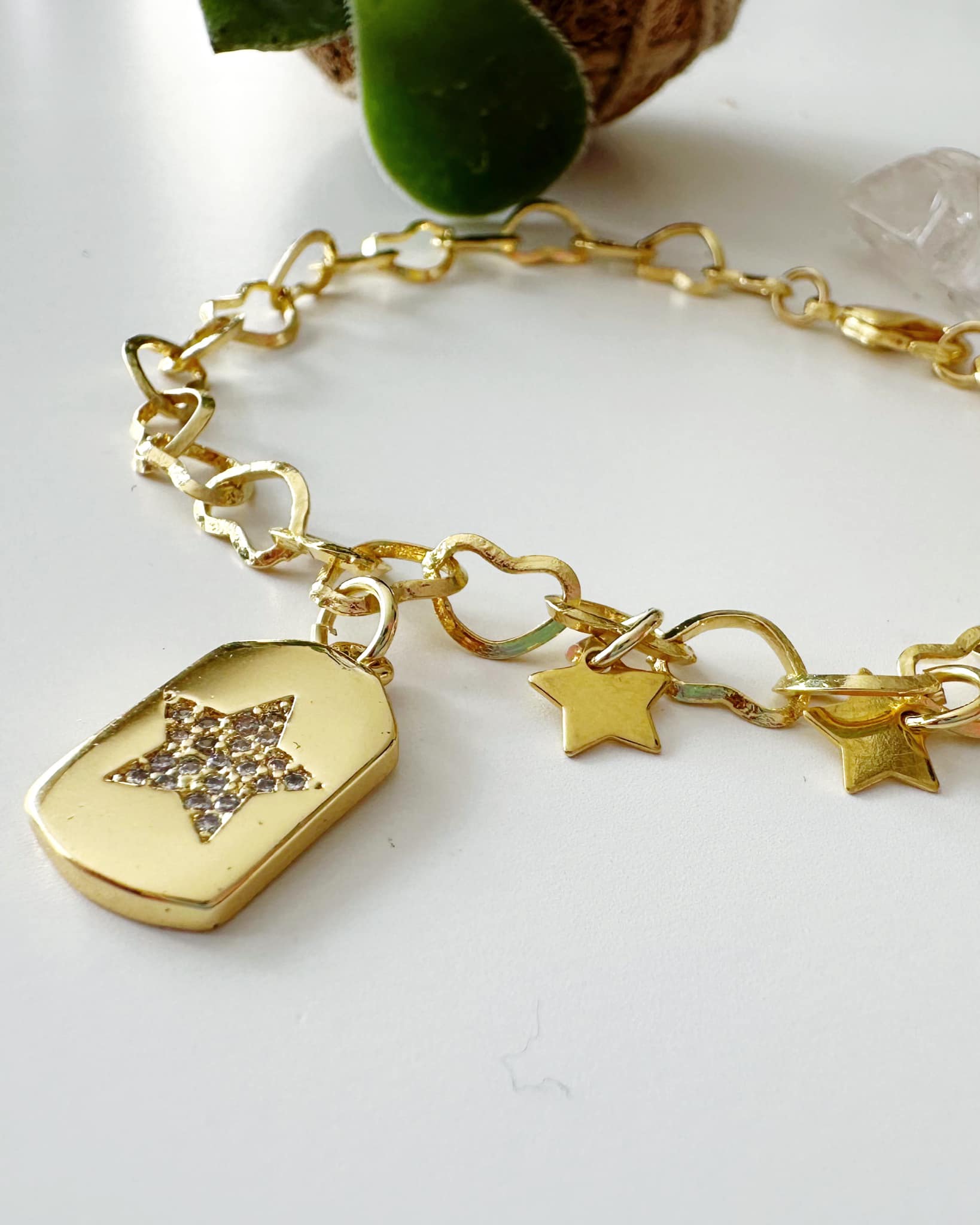 Pulsera estrellas. Incluye Packing para regalo