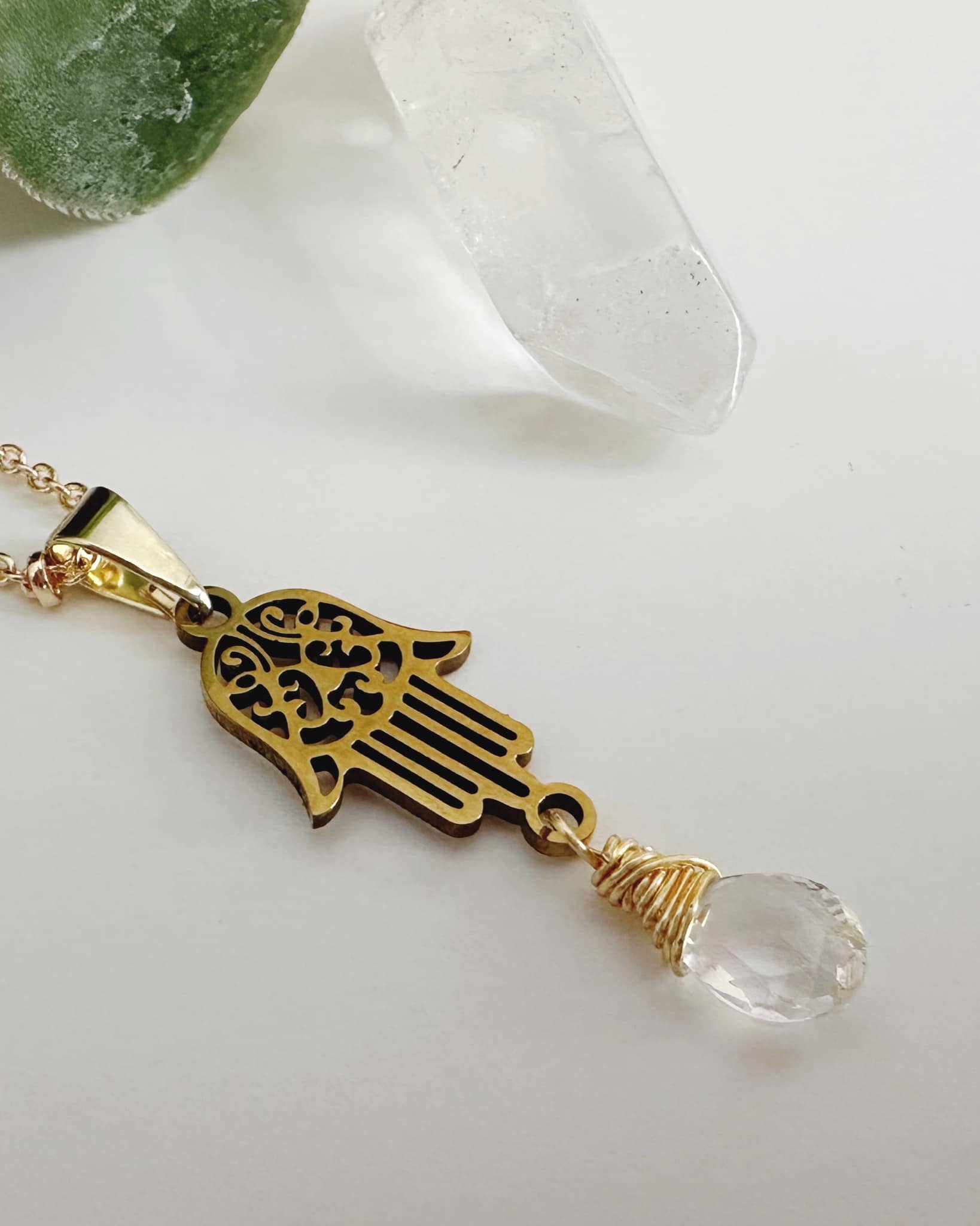 Collar Fátima y Cuarzo Cristal. Incluye significado y Packing para regalo