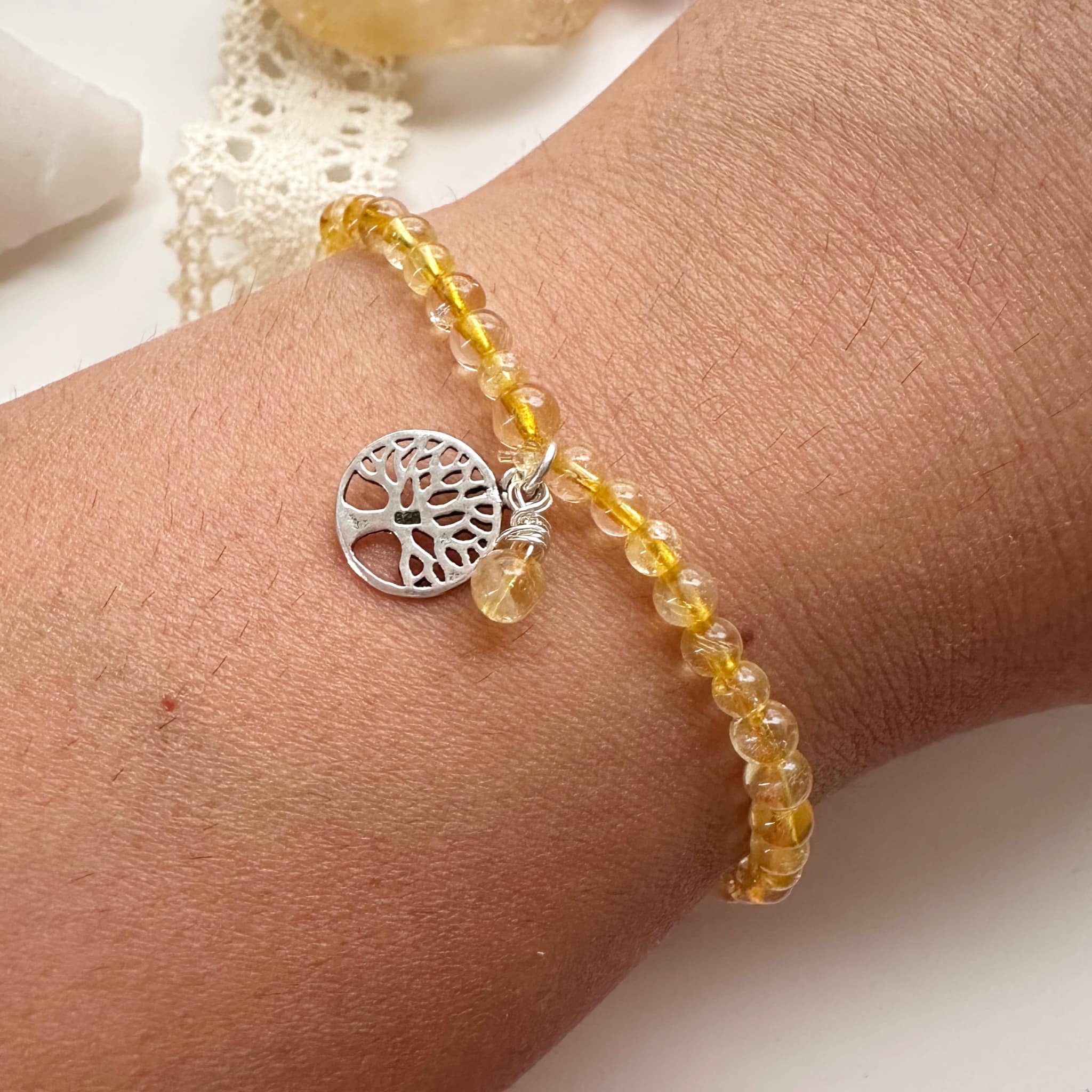 Pulsera de Plata 925 en piedra Citrino y árbol de la vida. Incluye significado de la piedra y packing para regalo