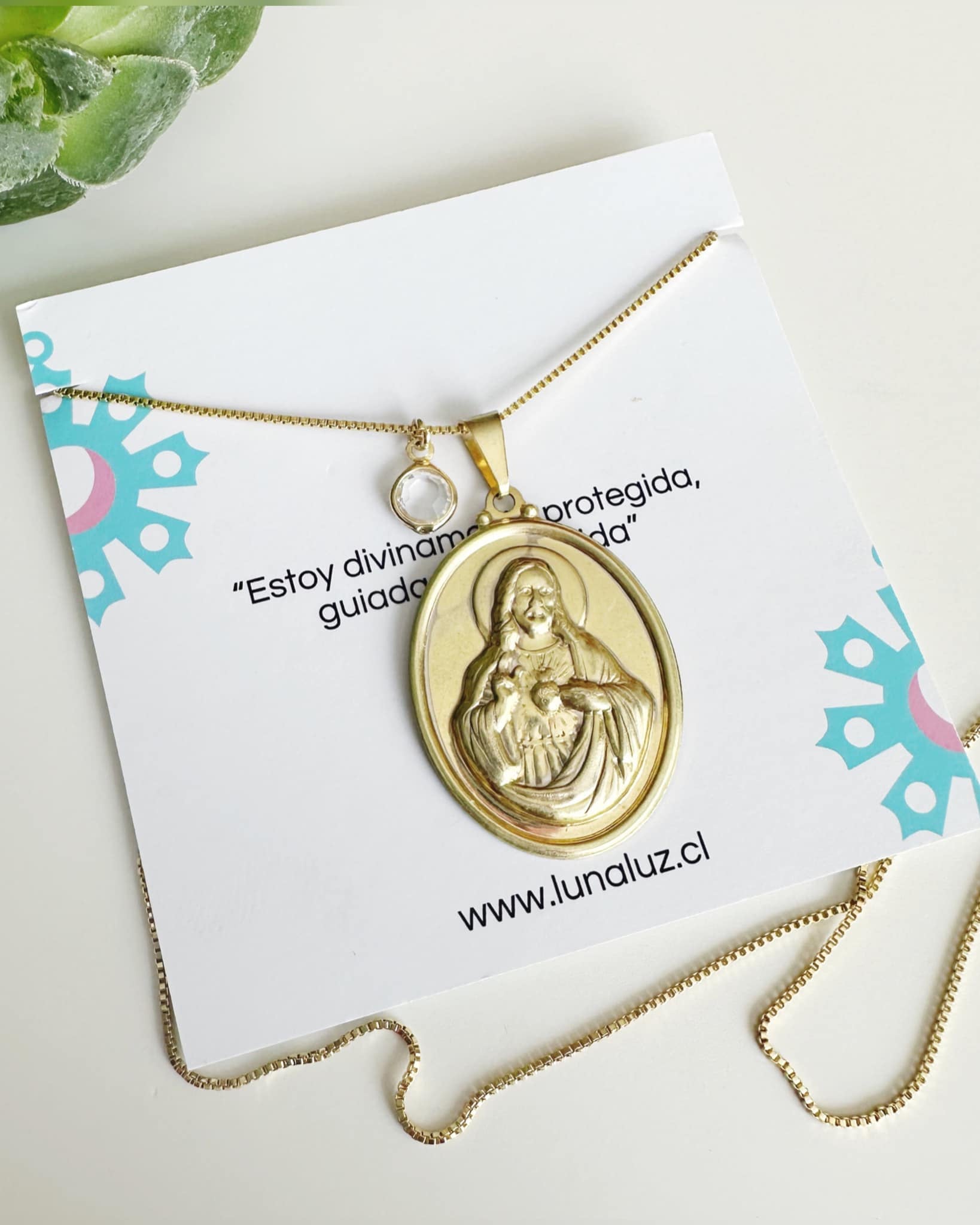 Collar Sagrado Corazón. Incluye mensaje especial y Packing para regalo