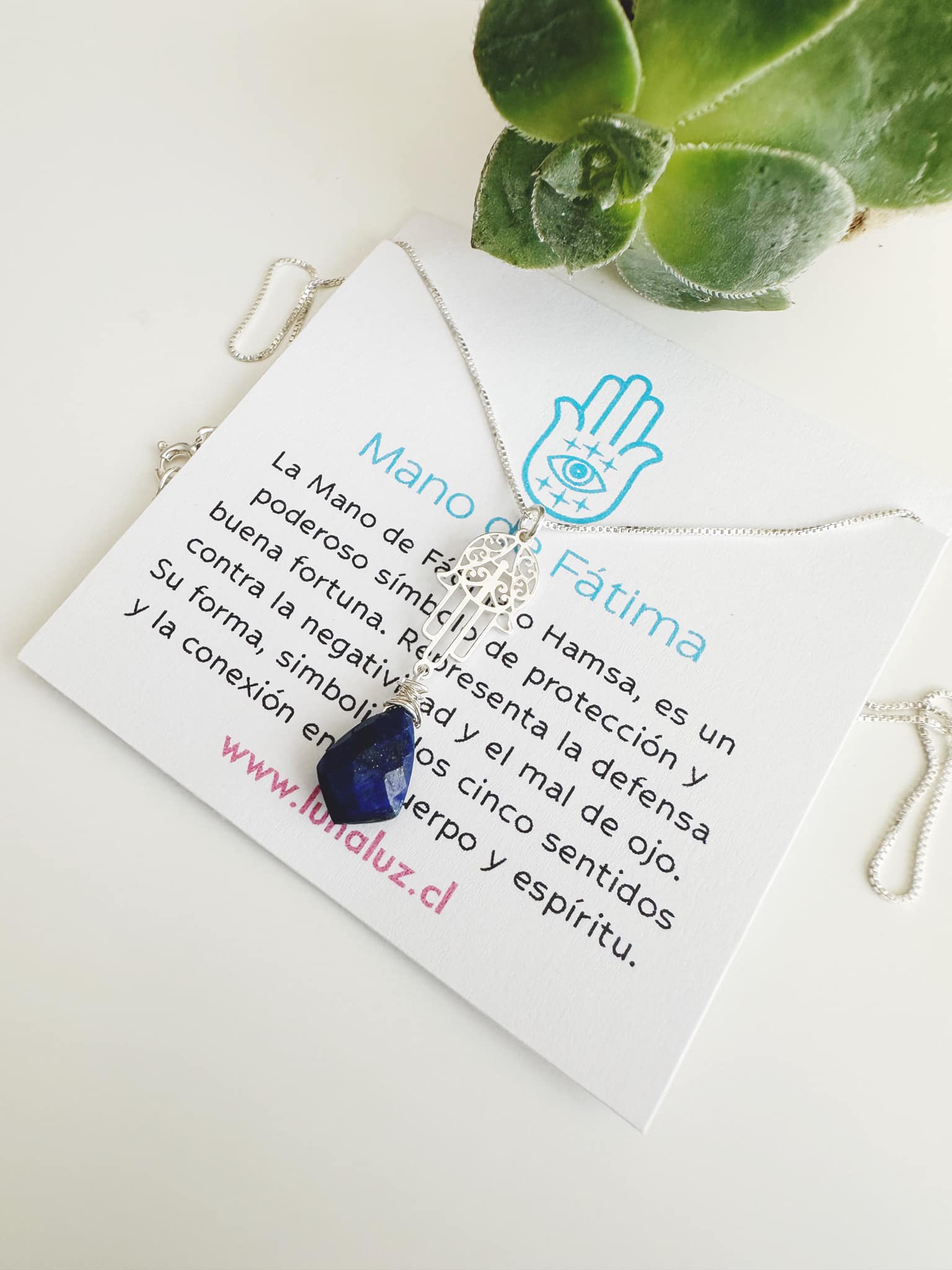 Collar de Plata 925 Mano de Fatima Lapislázuli. Incluye significado y packing para regalo