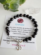 Pulsera silver Yoga en piedras granate . Incluye envoltorio para regalo