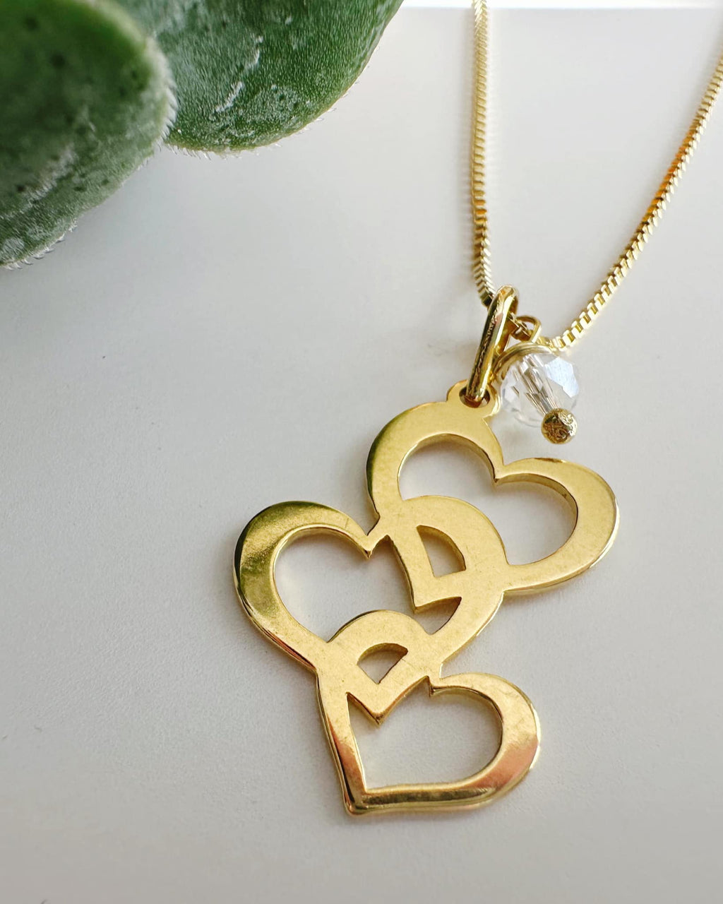 Collar "Mi familia" en corazones . Incluye packing para regalo.