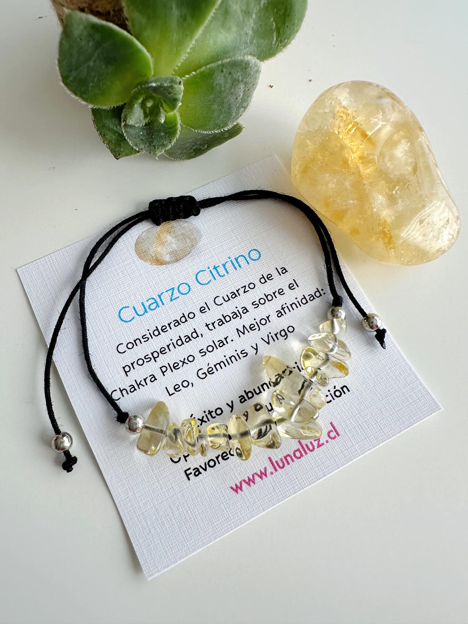 Pulsera hilo Ajustable Cuarzo Citrino. Incluye significado de la piedra y Packing para regalo