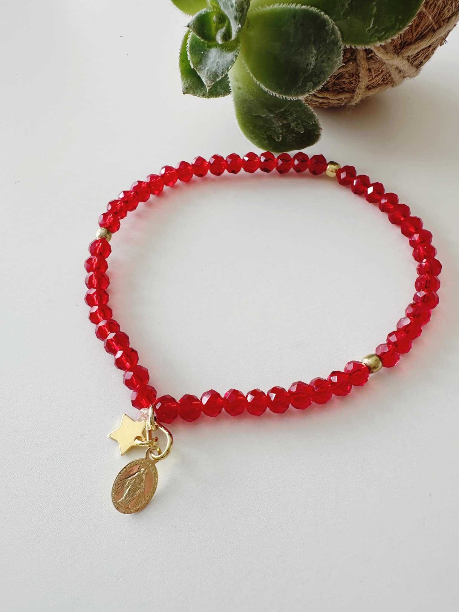 Pulsera de protección Virgen de los rayos. Incluye mensaje especial y packing para regalo