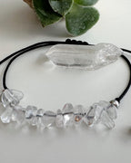 Pulsera ajustable de Cuarzo Cristal. Incluye packing para regalo