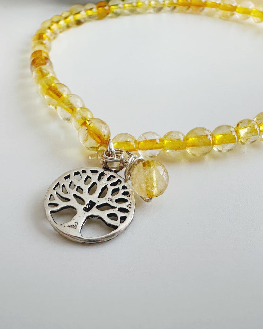 Pulsera de Plata 925 en piedra Citrino y árbol de la vida. Incluye significado de la piedra y packing para regalo