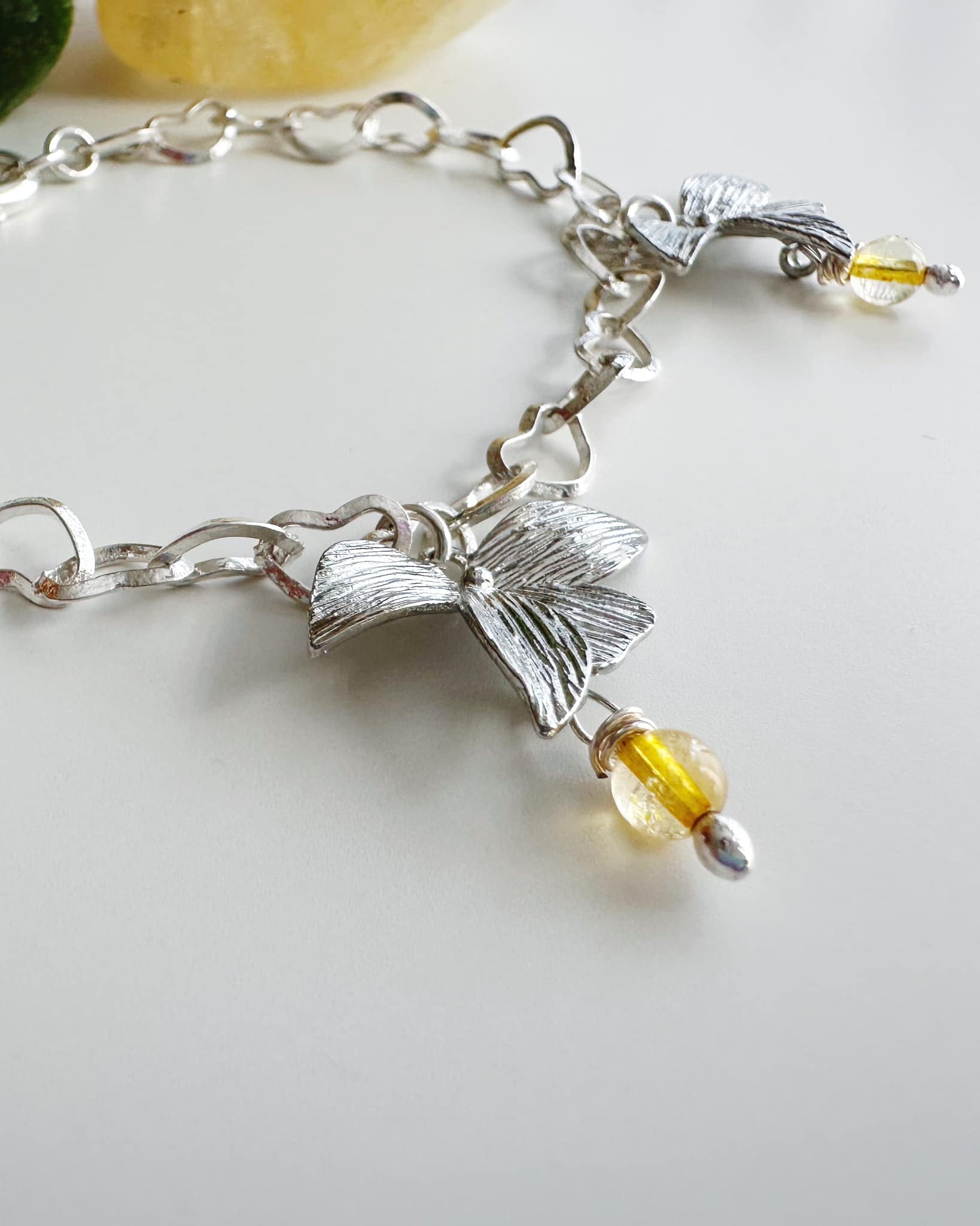 Pulsera silver piedra natural Citrino. Incluye significado de la piedra y Packing para regalo