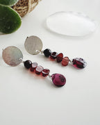 Aros silver “Enraíza” en piedras Granates. Incluye significado de la piedra y packing para regalo