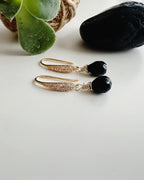 Aros piedra Onix . Incluye significado de la piedra y packing para regalo