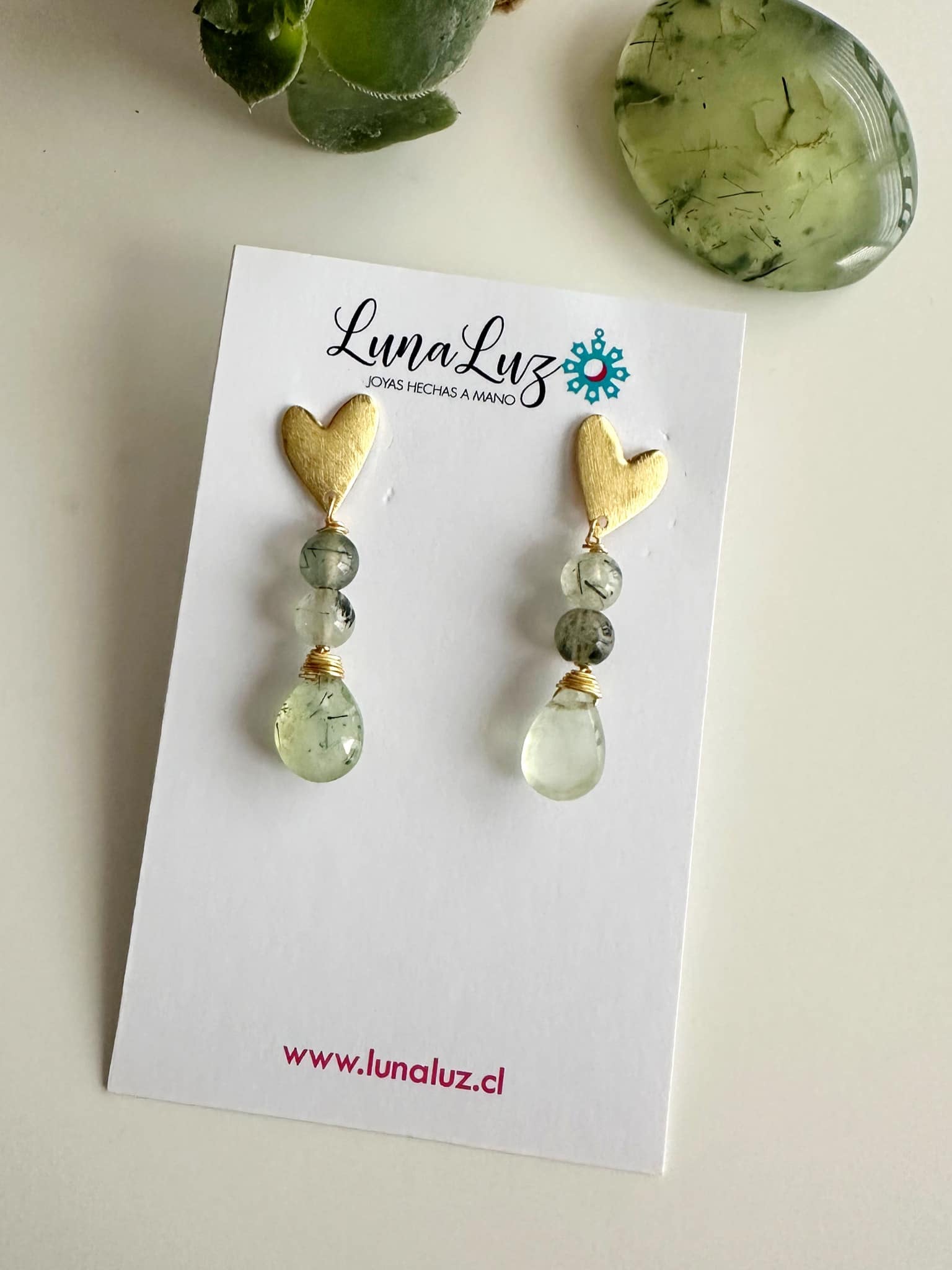 Aros piedra Prehnita. Inclye significado de la piedra y Packing para regalo