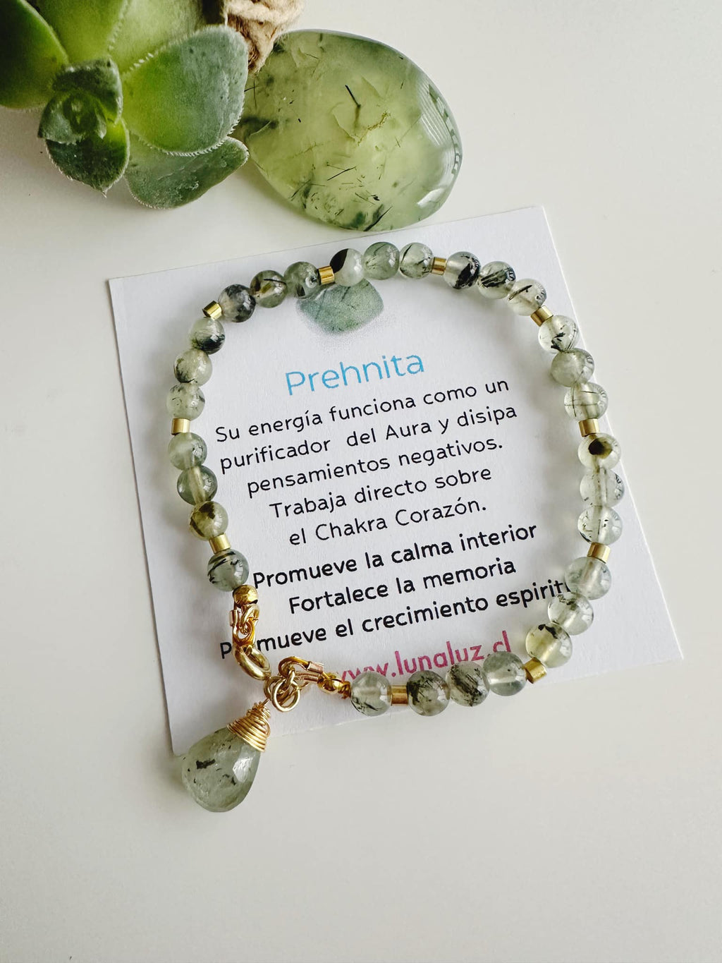Pulsera piedra Prehnita. Incluye significado de su piedra y Packing para regalo