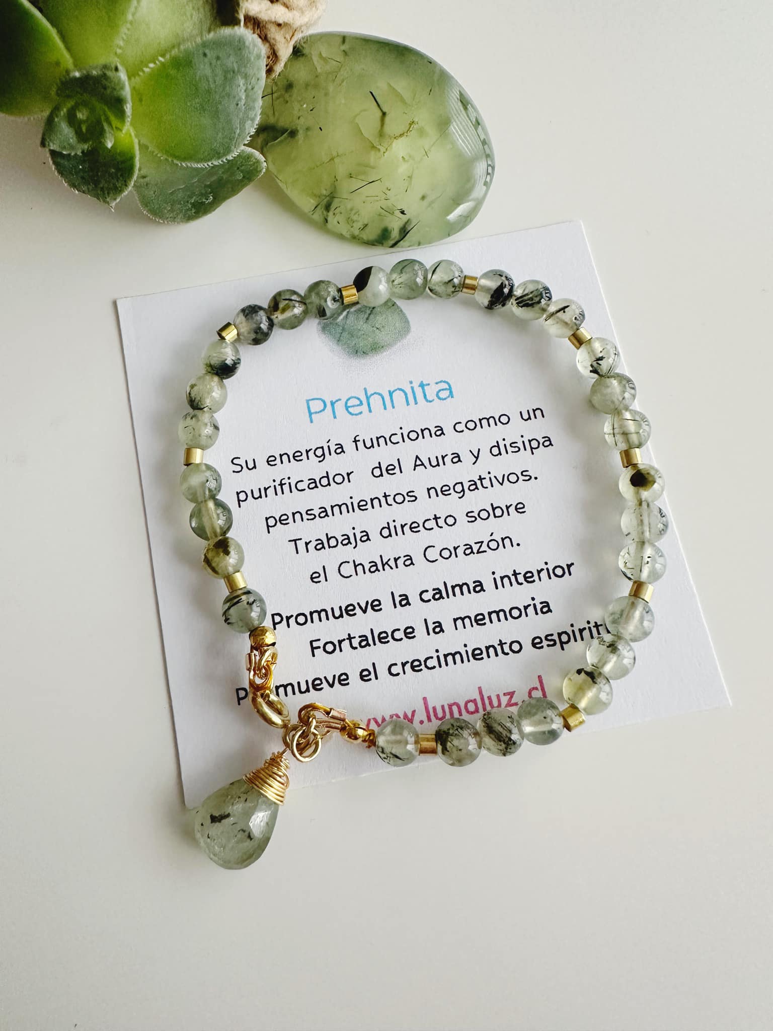 Pulsera piedra Prehnita. Incluye significado de su piedra y Packing para regalo
