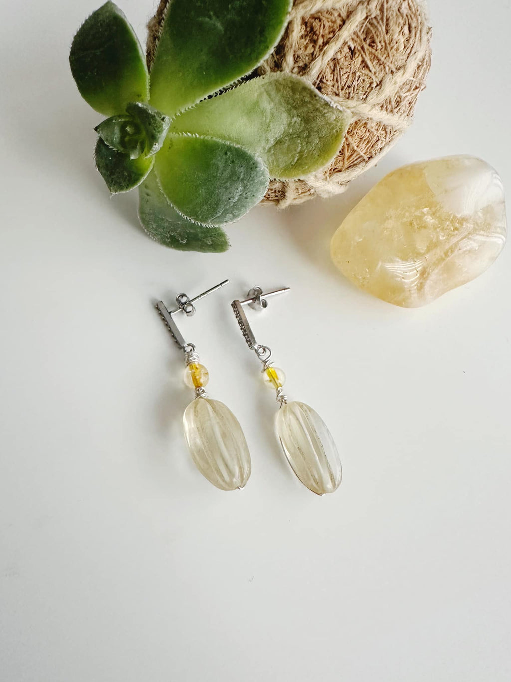 Aros de Plata 925 piedra Citrino. Incluye significado de la Piedra y packing para regalo