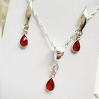 Conjunto "Pasión" en cristales rojos. Incluye Packing para regalo