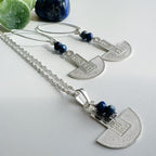 Conjunto piedra Lapislázuli. Incluye significado de la piedra y packing para regalo