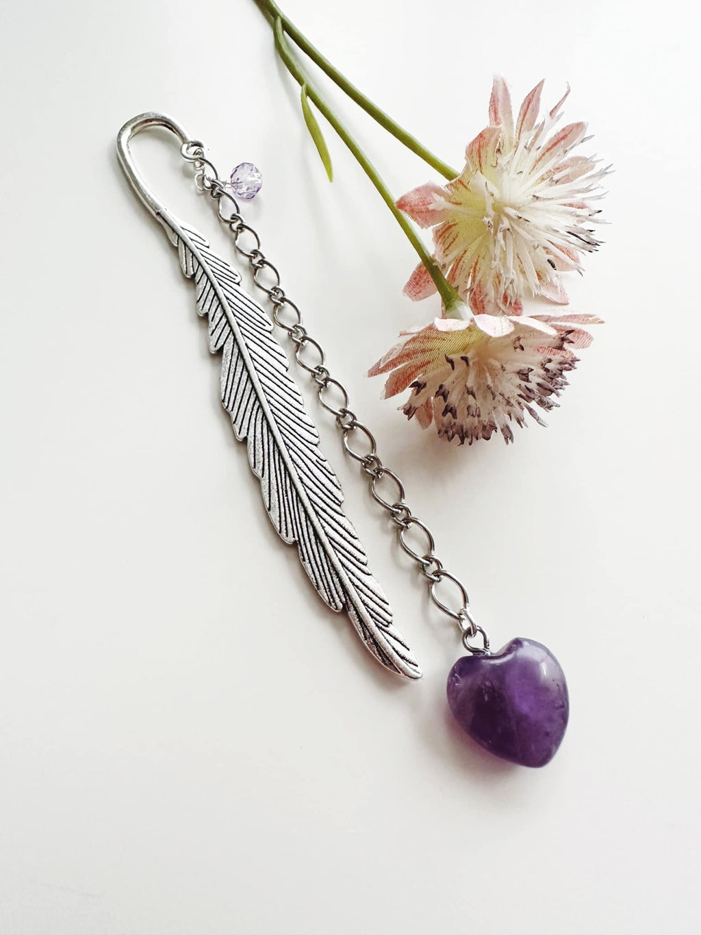 Marcador de Libro piedra Amatista. Incluye significado de la piedra y Packing para regalo