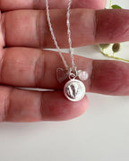 Collar de Plata 925 San Benito con perlita de Cuarzo Rosa. Incluye packing para regalo.