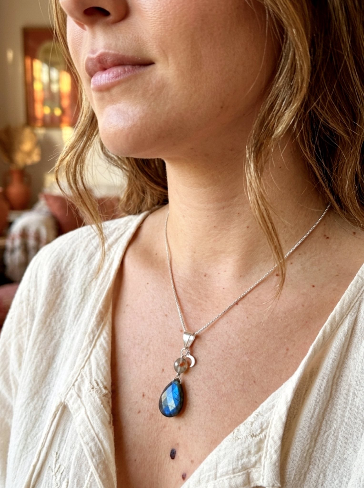Collar “Magia Interior” – Piedra Labradorita