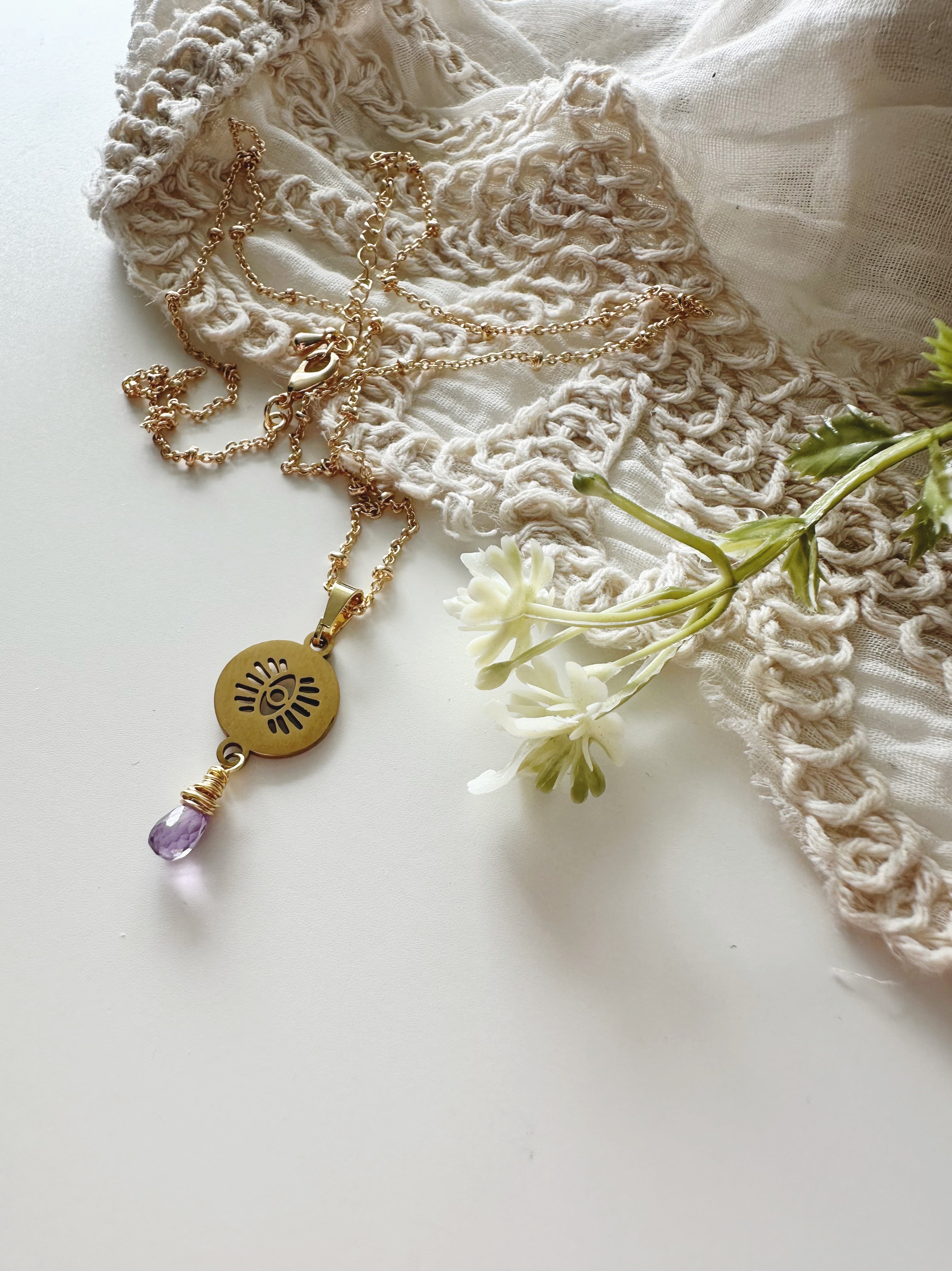 Collar Ojo de protección con piedra Amatista "Intuición y Energía Protectora"