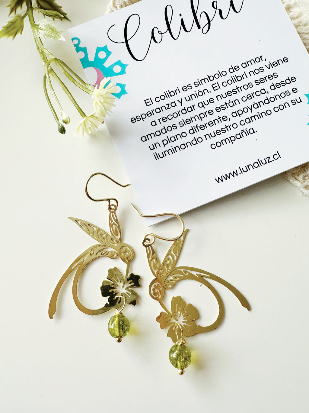 Aros "Colibrí de Luz" Piedra Peridoto con significado