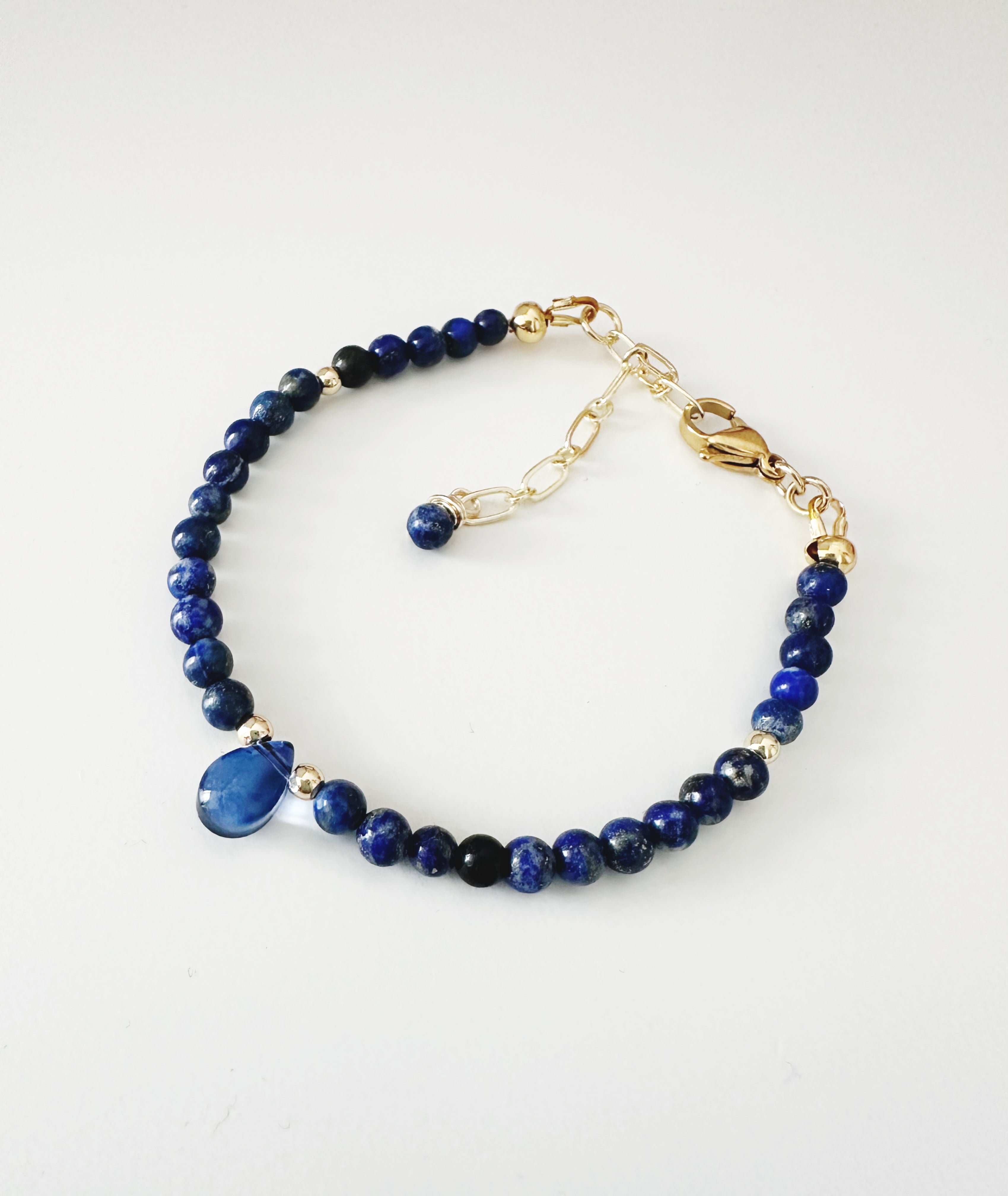 Pulsera "Mi voz interior" en piedra Lapislázuli