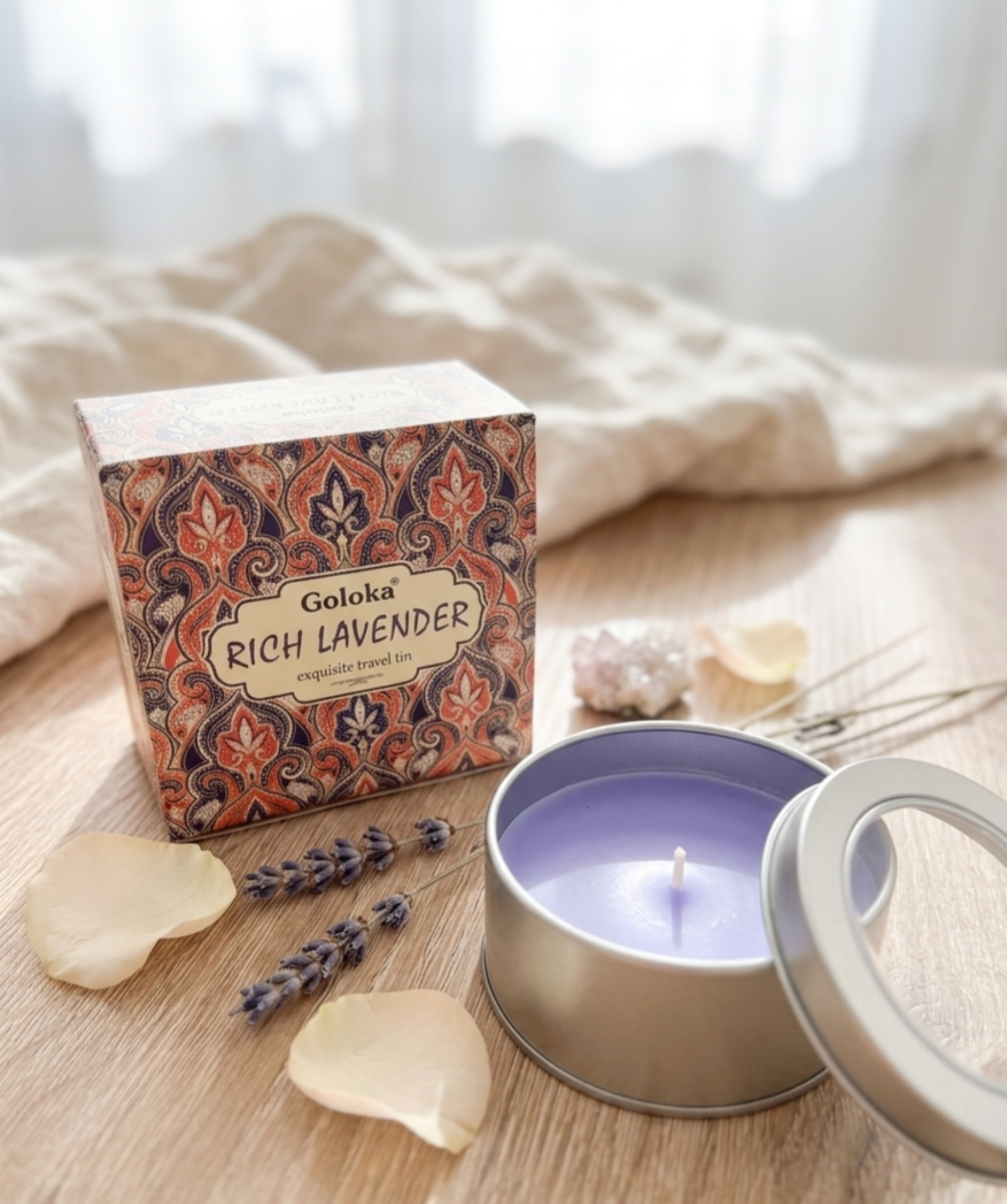 Experiencia “Luz de calma” una pausa para el alma. Incluye Joyas de Amatista, Vela de Aromaterapia y un Marcapágina de piedra
