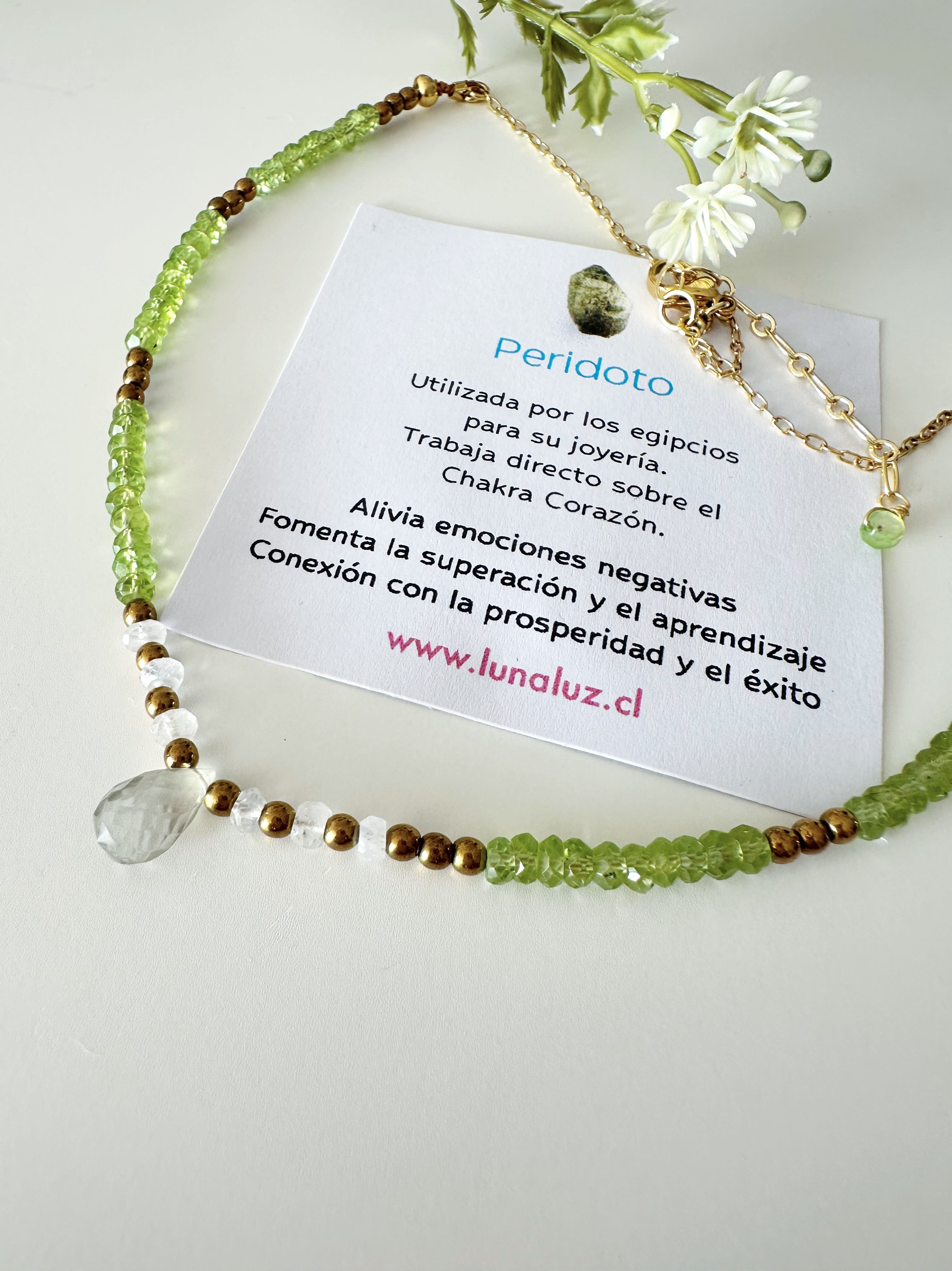 Collar "Renovación y Equilibrio" – Peridoto con Amatista Verde