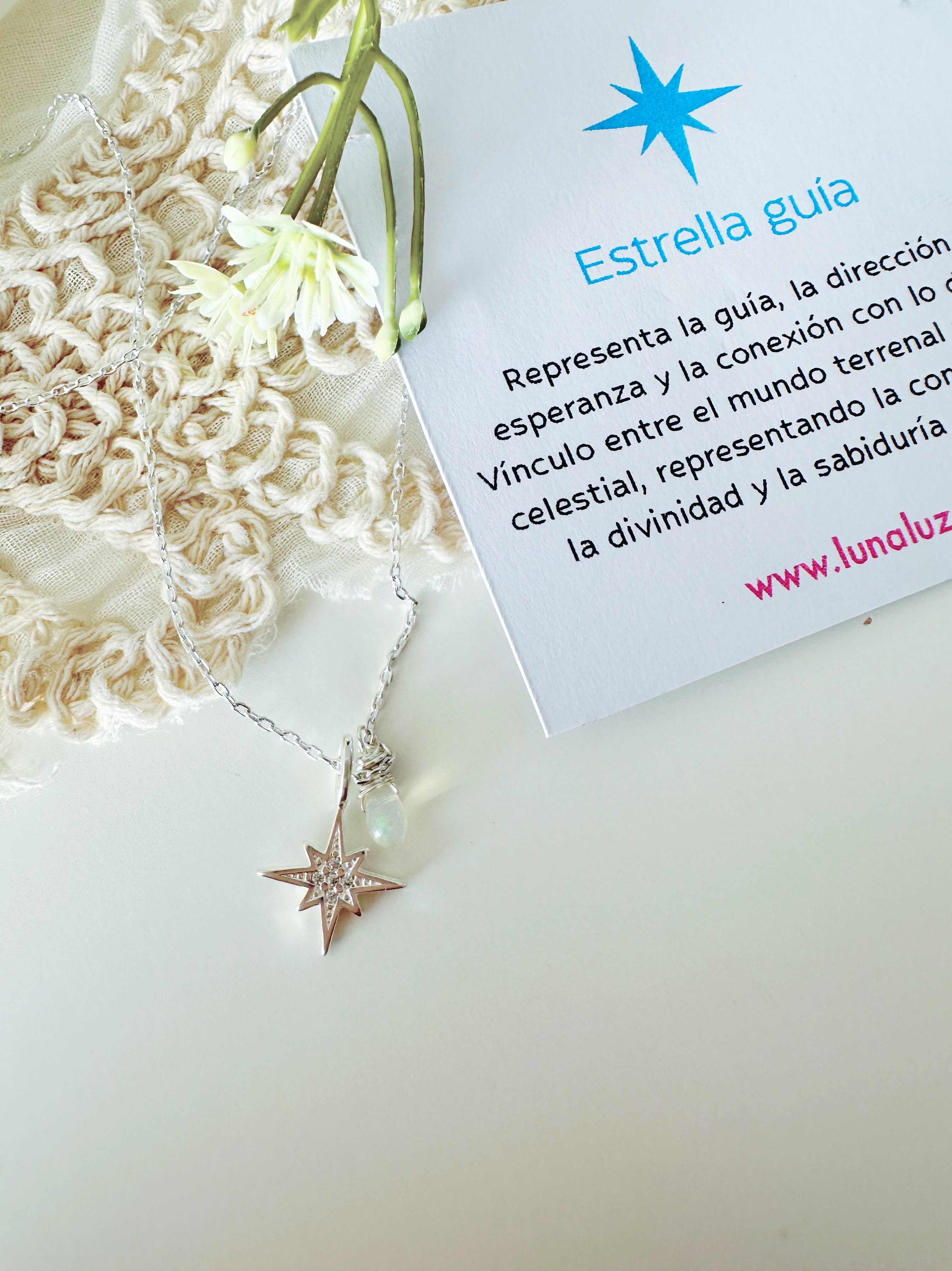 Collar Estrella Guía "intuición y luz interior" con piedra Ópalo Etíope