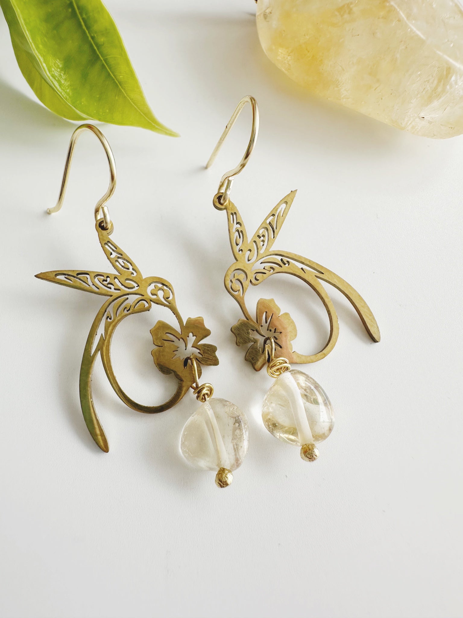 Aros de Colibrí con Piedra Cuarzo Citrino “Alegría que Vuela”