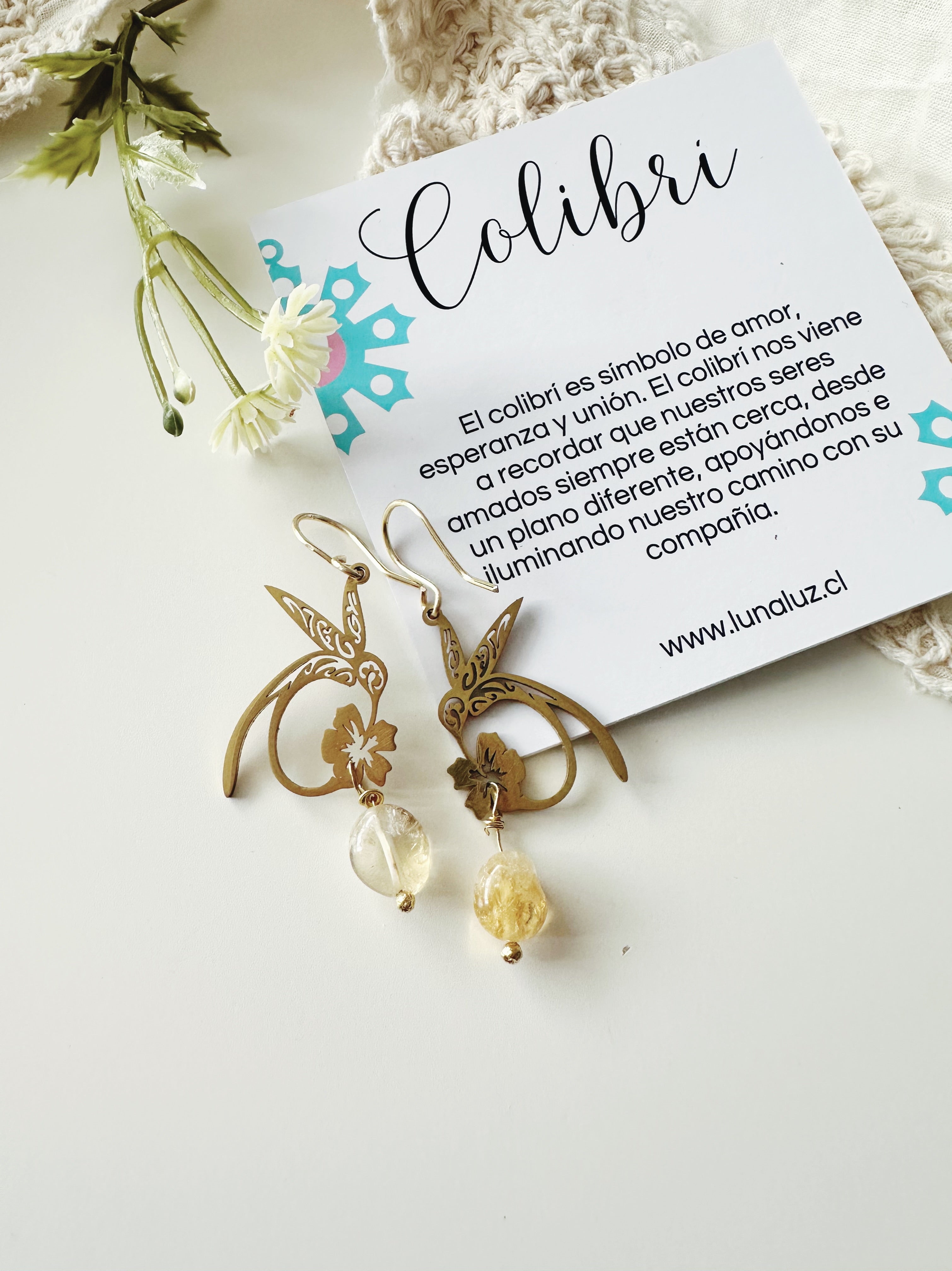 Aros de Colibrí con Piedra Cuarzo Citrino “Alegría que Vuela”