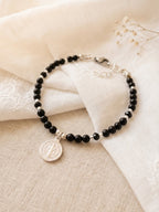 Pulsera “Protección San Benito” piedra Obsidiana. Enchape de Plata 950
