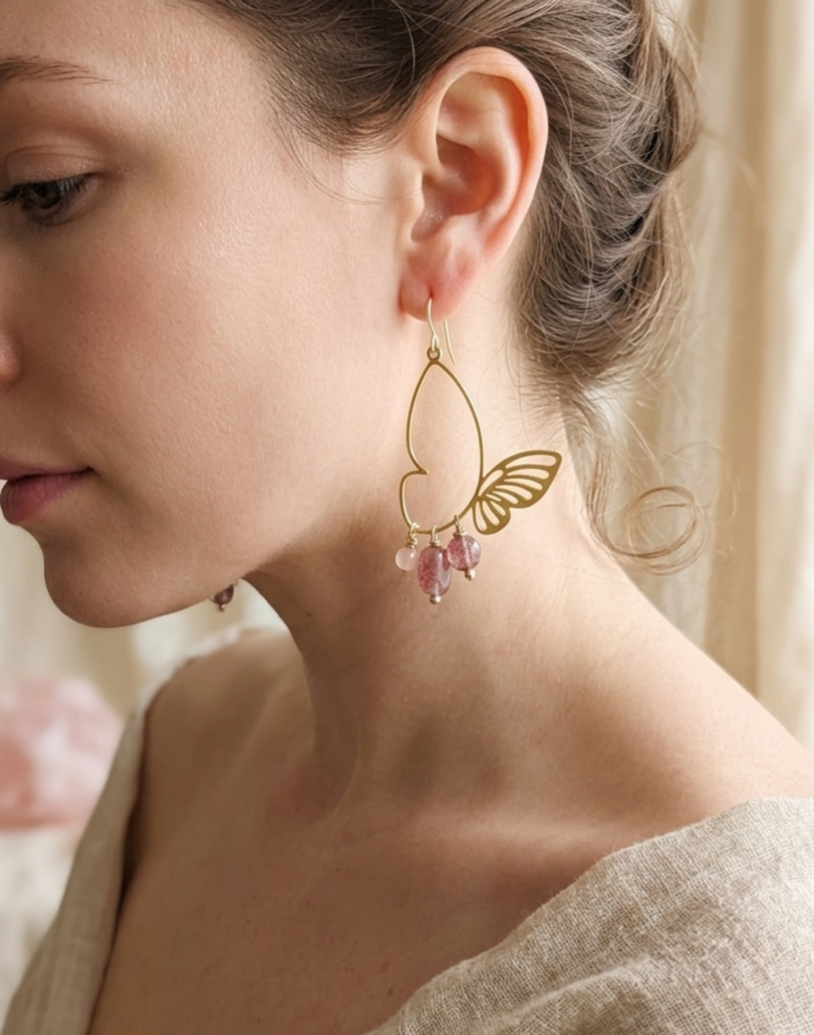 Aros Mariposa con Piedra Cuarzo Rosa “Alas de Amor”