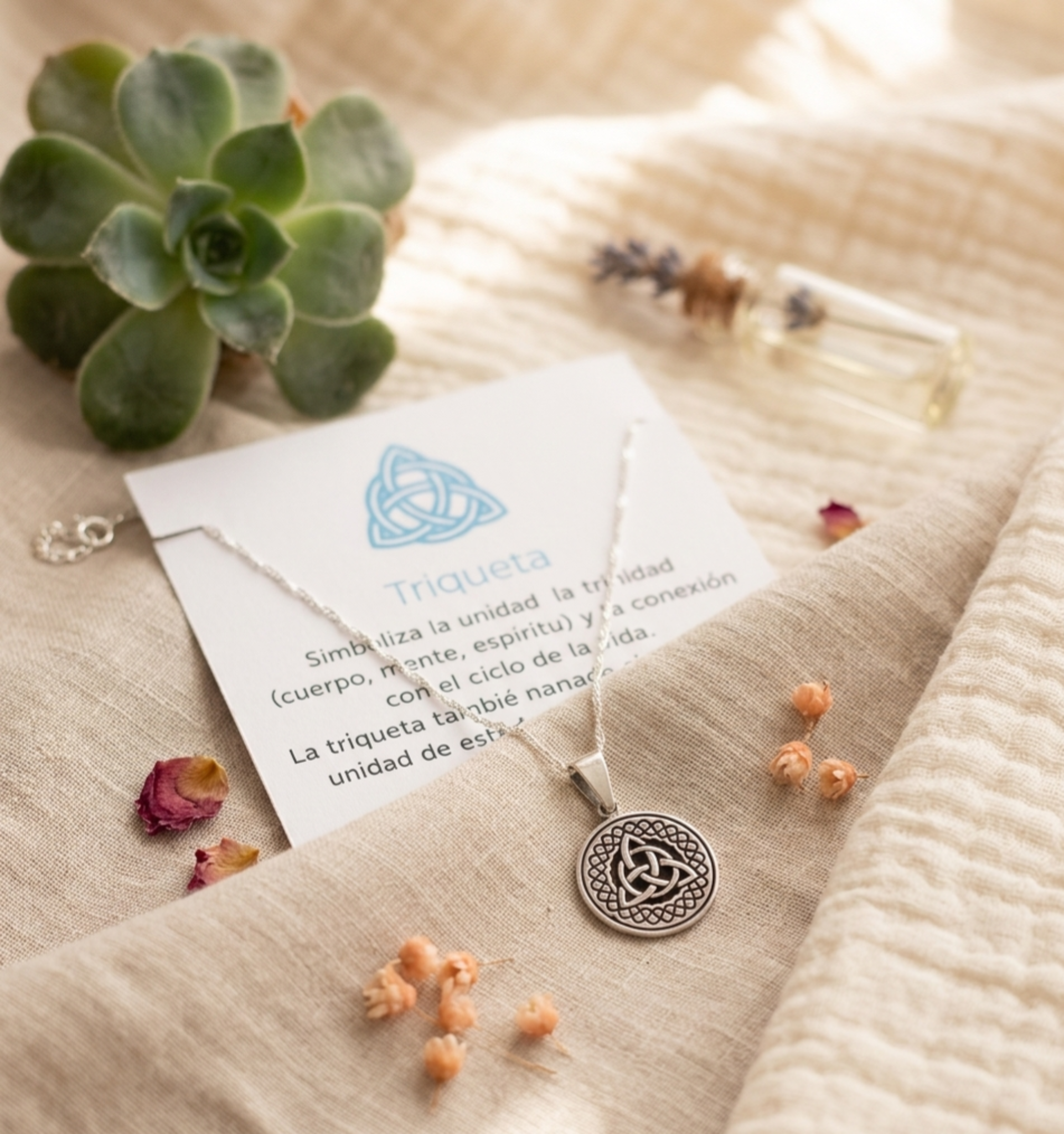 Collar Triqueta Celta – Amuleto Espiritual de Protección