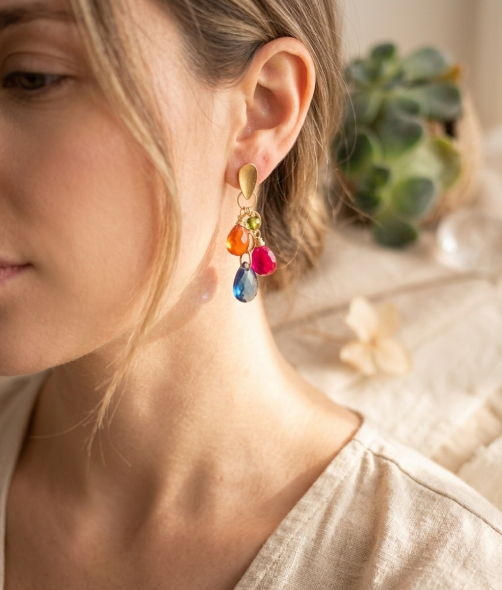 Aros “Energía bonita” en piedras de calcedonia y Cornalina.