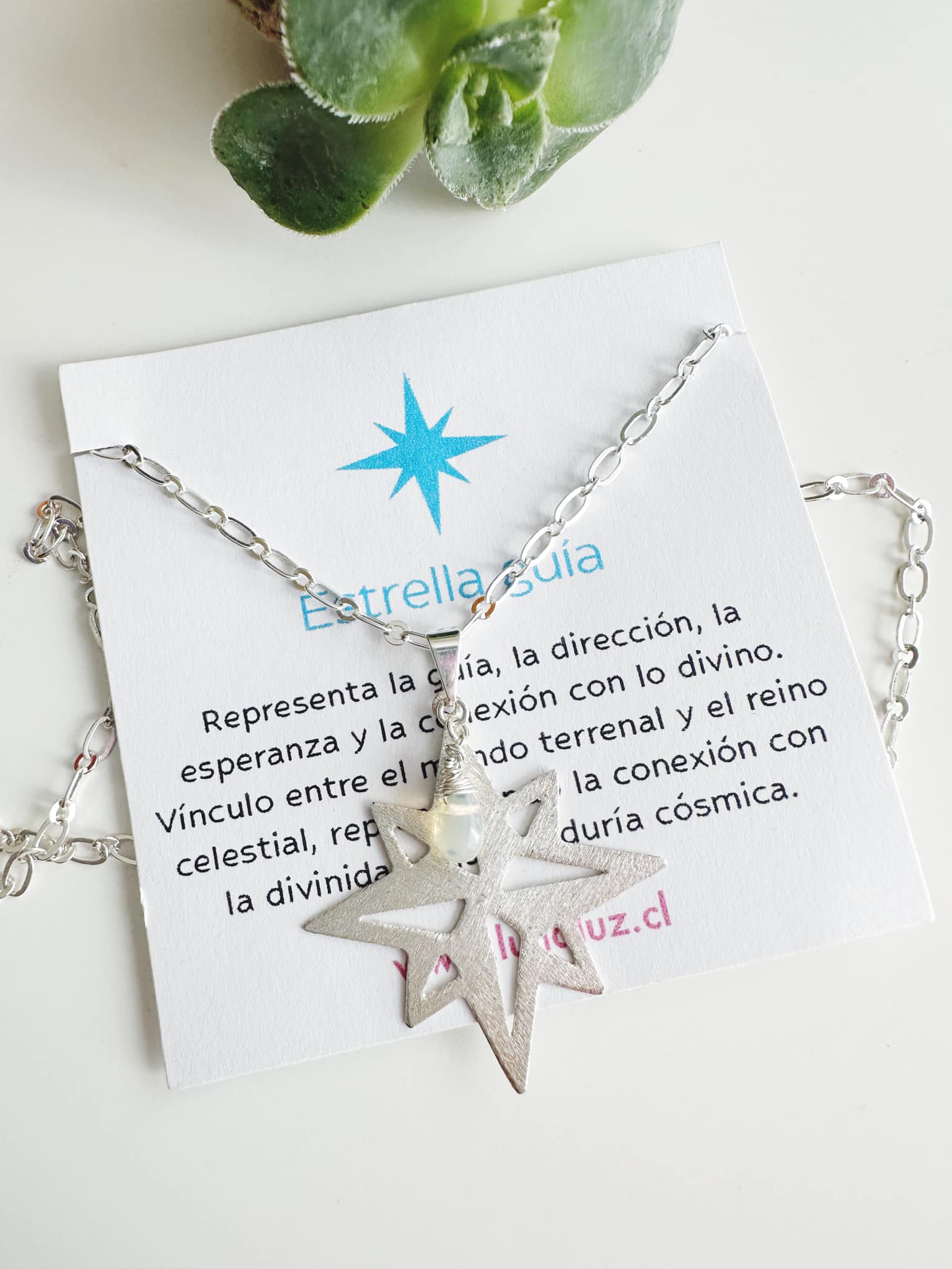 Collar Silver Estrella Guía piedra Ópalo. Incluye significado y packing para regalo