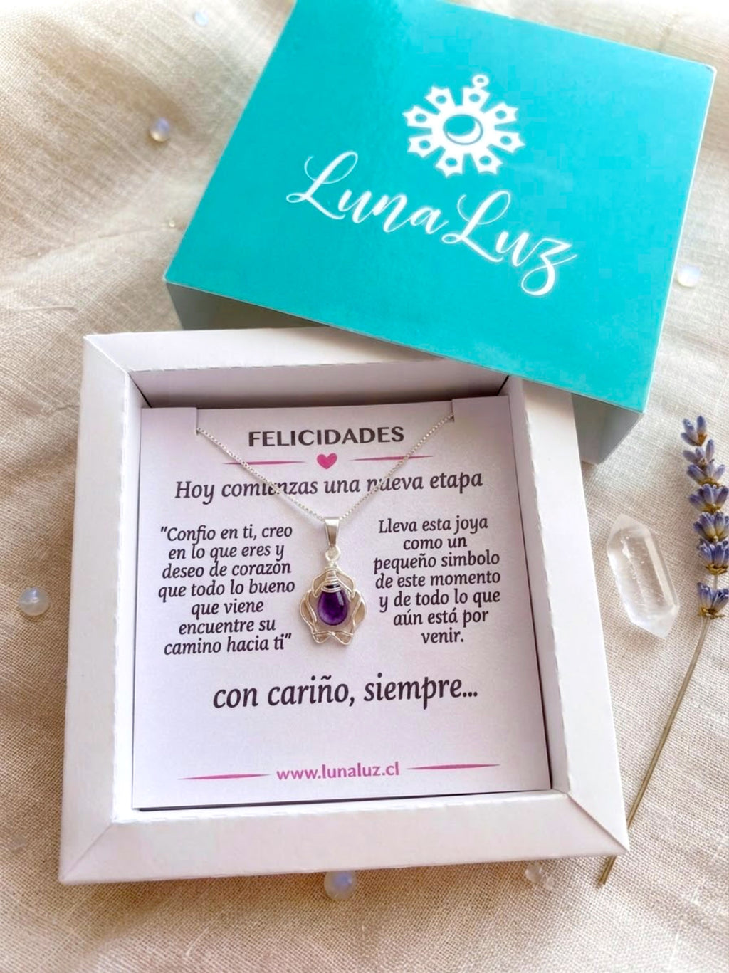 Collar "Un sueño cumplido" en piedra Amatista. Enchape de Plata 950