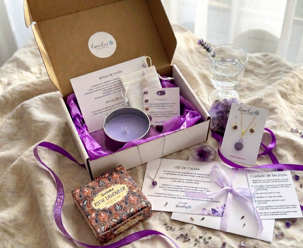 Experiencia “Luz de calma” una pausa para el alma. Incluye Joyas de Amatista, Vela de Aromaterapia y un Marcapágina de piedra